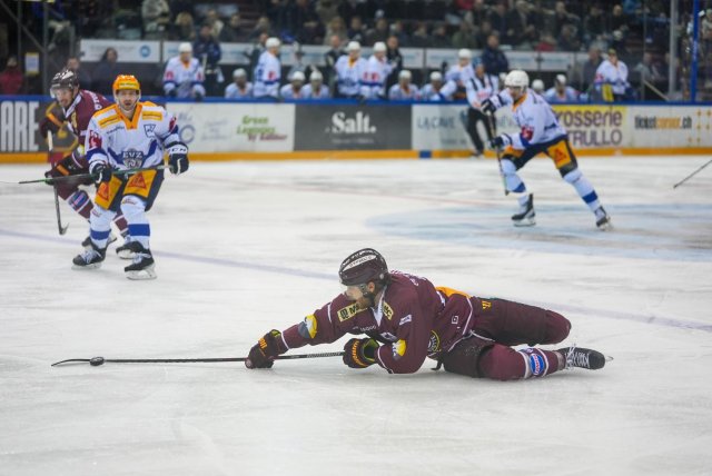 Photo hockey match Genève - Zug le 12/01/2024