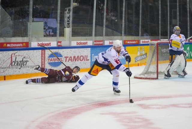 Photo hockey match Genève - Zug le 12/01/2024
