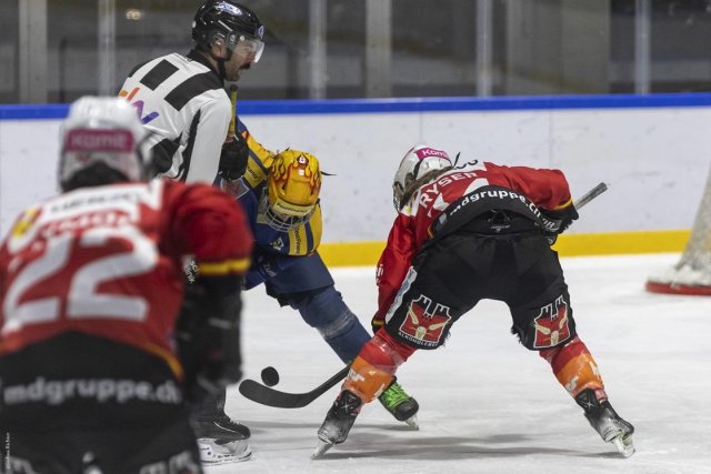 Photo hockey match Neuchâtel - Bern le 13/01/2024