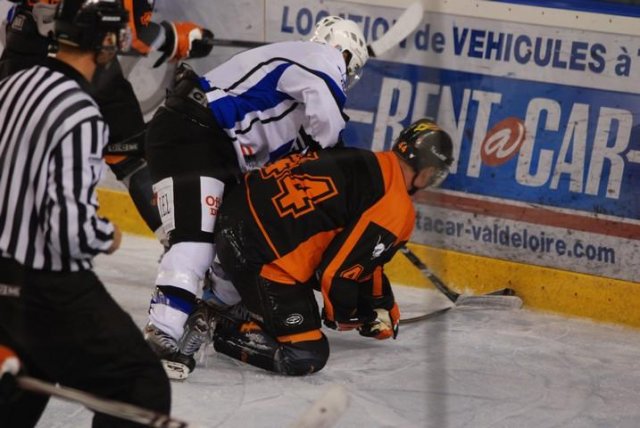 Photo hockey match Tours  - Nantes le 10/10/2009