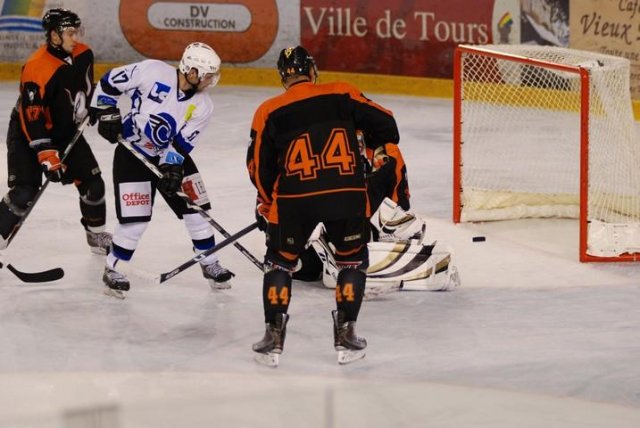 Photo hockey match Tours  - Nantes le 10/10/2009