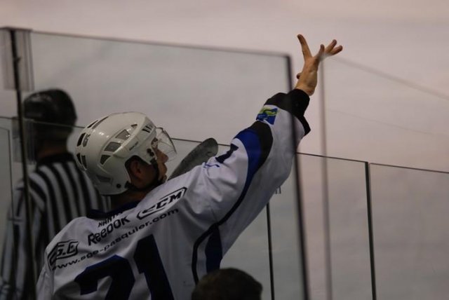 Photo hockey match Tours  - Nantes le 10/10/2009