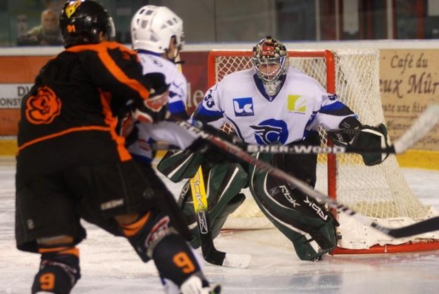Photo hockey match Tours  - Nantes le 10/10/2009