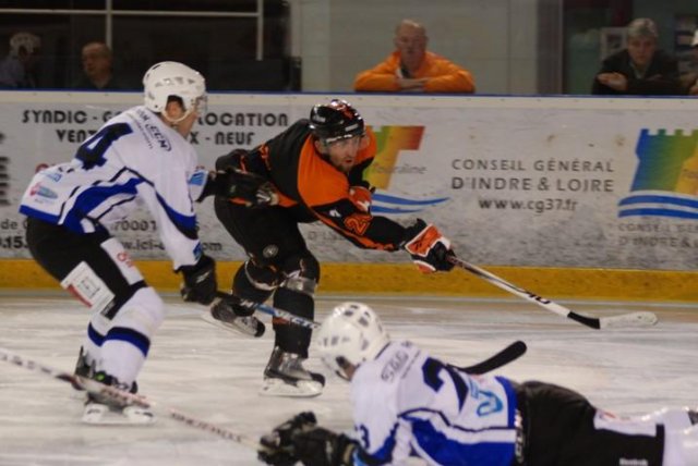 Photo hockey match Tours  - Nantes le 10/10/2009