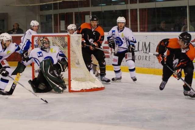 Photo hockey match Tours  - Nantes le 10/10/2009