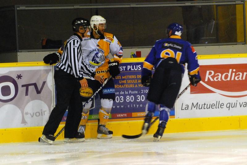 Dijon  4 - 1 Chamonix 