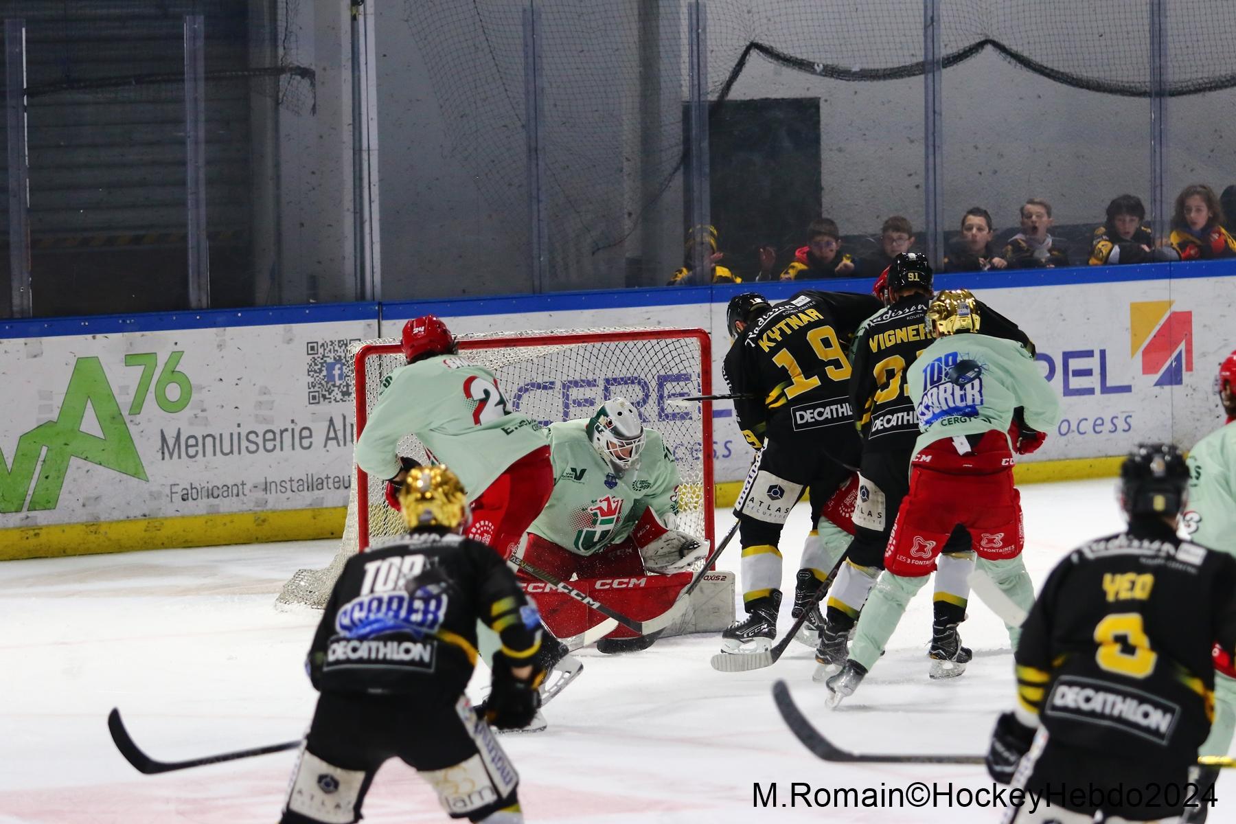 Rouen 2 - 4 Cergy-Pontoise