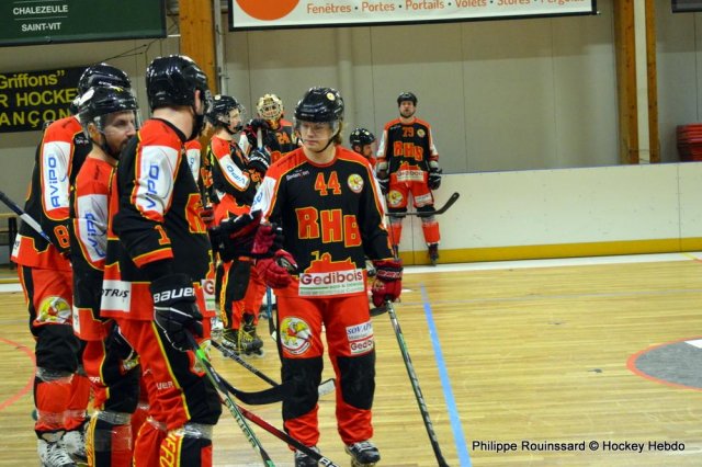 Photo hockey reportage N2 : Match référence pour les Griffons