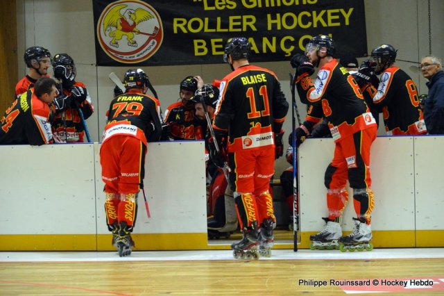 Photo hockey reportage N2 : Match référence pour les Griffons