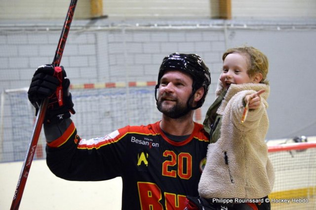 Photo hockey reportage N2 : Match référence pour les Griffons