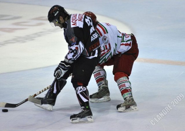 Photo hockey match Mulhouse - Courbevoie  le 10/10/2009