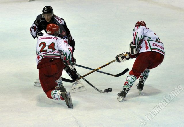 Photo hockey match Mulhouse - Courbevoie  le 10/10/2009