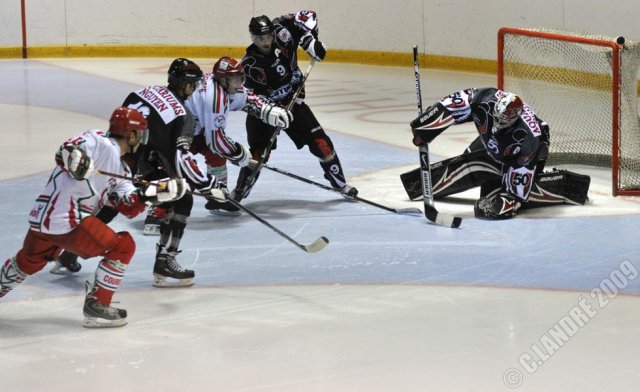 Photo hockey match Mulhouse - Courbevoie  le 10/10/2009