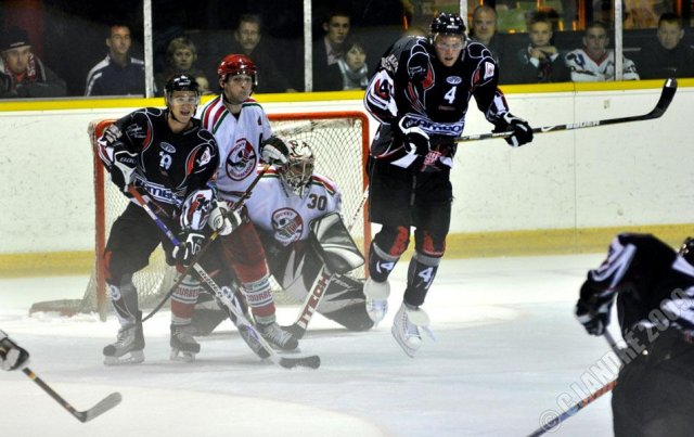 Photo hockey match Mulhouse - Courbevoie  le 10/10/2009