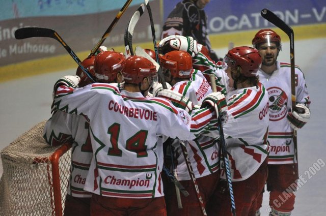Photo hockey match Mulhouse - Courbevoie  le 10/10/2009