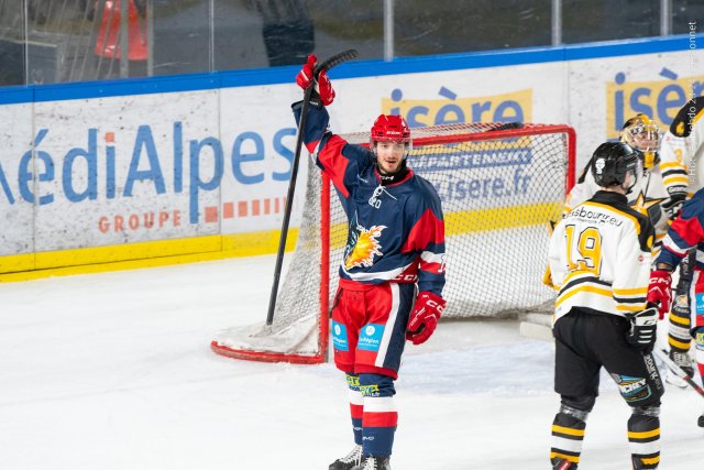Photo hockey reportage U20 - Grenoble tout en maîtrise face à Strasbourg