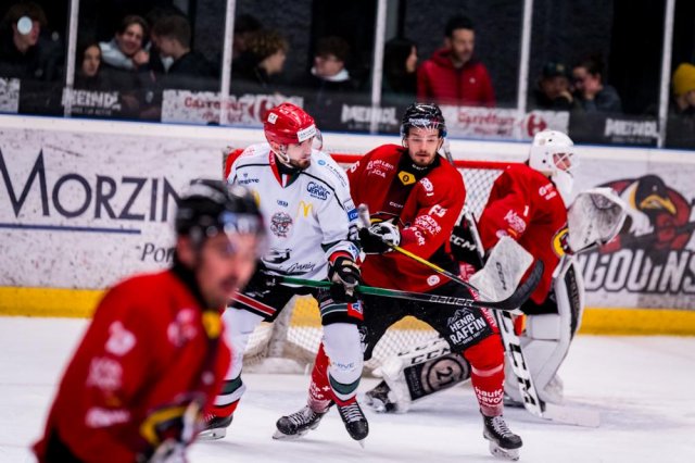 Photo hockey match Morzine-Avoriaz - Mont-Blanc le 02/03/2024