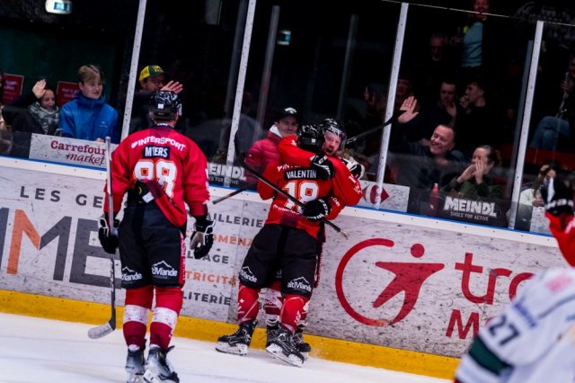 Photo hockey match Morzine-Avoriaz - Mont-Blanc le 02/03/2024