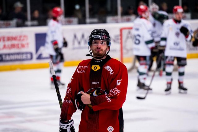 Photo hockey match Morzine-Avoriaz - Mont-Blanc le 02/03/2024