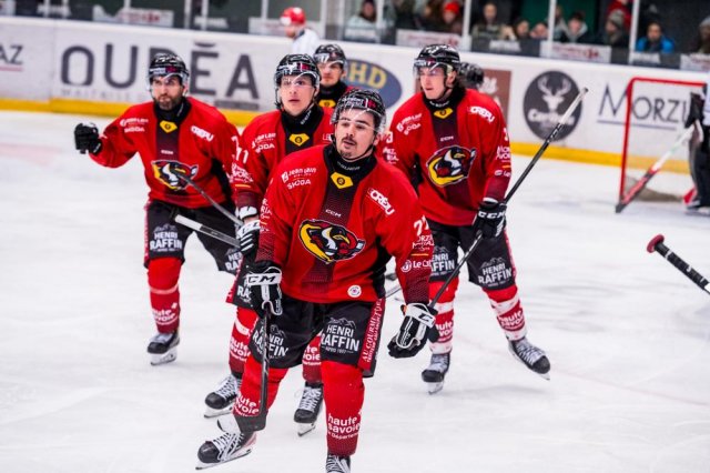 Photo hockey match Morzine-Avoriaz - Mont-Blanc le 02/03/2024