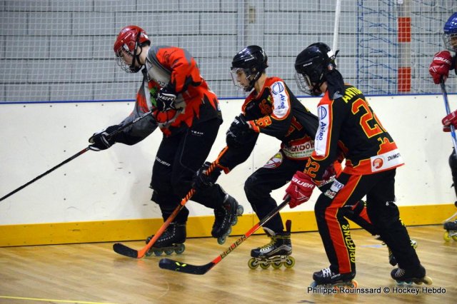 Photo hockey reportage Roller U15 : Beaune l'emporte à Besançon