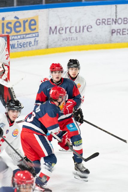 Photo hockey reportage PO U20 1/4 finale : Grenoble s'impose face à Amiens