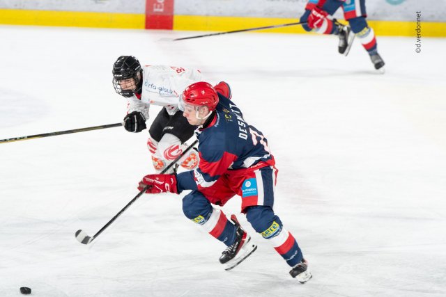 Photo hockey reportage PO U20 1/4 finale : Grenoble s'impose face à Amiens