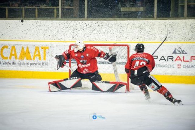 Photo hockey match Chamonix  - Briançon  le 19/03/2024