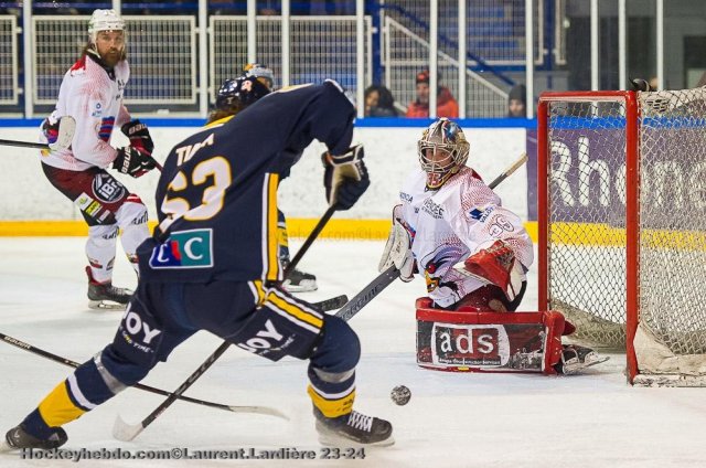 Photo hockey match Villard-de-Lans - La Roche-sur-Yon le 23/03/2024