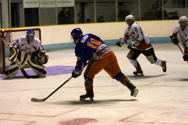 Photo hockey match Clermont-Ferrand - Courchevel-Méribel-Pralognan le 17/10/2009