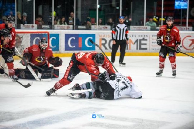 Photo hockey match Morzine-Avoriaz - Mont-Blanc le 27/03/2024