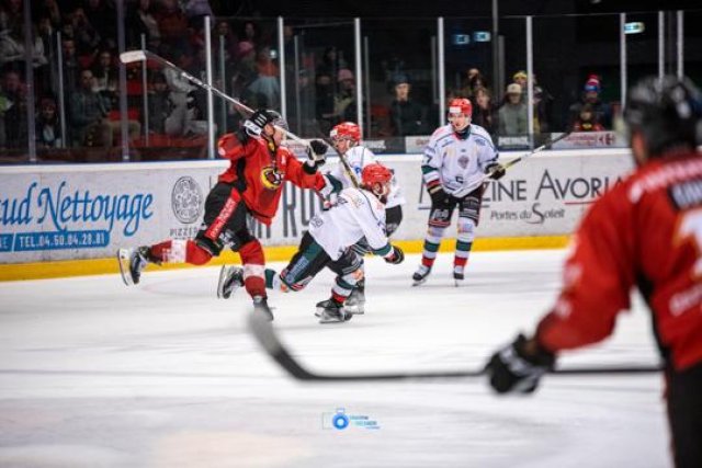 Photo hockey match Morzine-Avoriaz - Mont-Blanc le 27/03/2024
