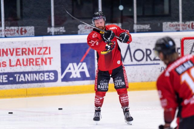 Photo hockey match Morzine-Avoriaz - Mont-Blanc le 27/03/2024