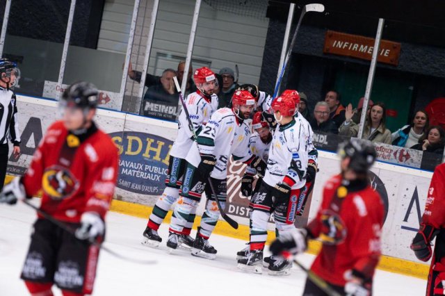 Photo hockey match Morzine-Avoriaz - Mont-Blanc le 27/03/2024