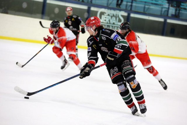 Photo hockey match Mont-Blanc - Valenciennes le 02/04/2024