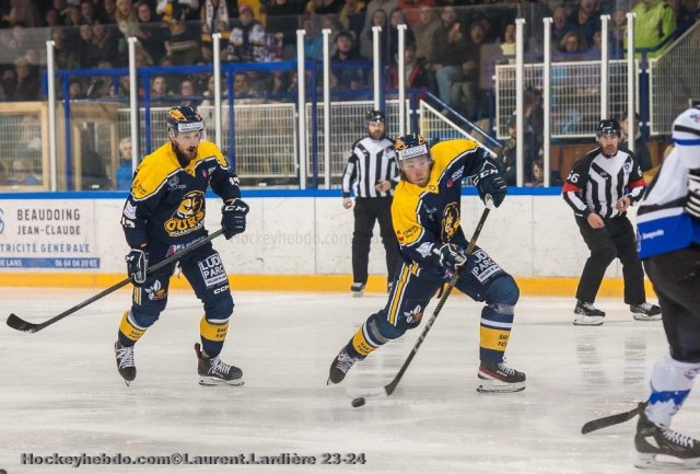 Photo hockey match Villard-de-Lans - Courchevel-Méribel-Pralognan le 20/04/2024