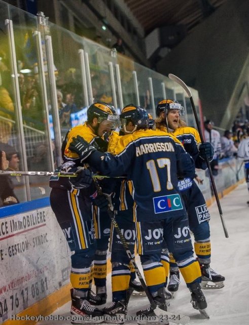 Photo hockey match Villard-de-Lans - Courchevel-Méribel-Pralognan le 20/04/2024