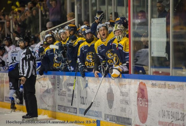Photo hockey match Villard-de-Lans - Courchevel-Méribel-Pralognan le 21/04/2024