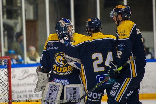 Photo hockey match Villard-de-Lans - Courchevel-Méribel-Pralognan le 21/04/2024
