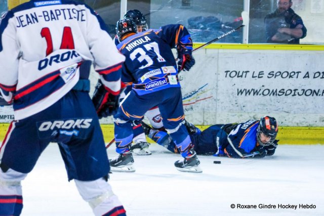 Photo hockey match Châlons-en-Champagne - Wasquehal Lille le 04/05/2024