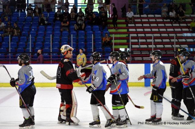 Photo hockey reportage D3 : Tournoi des Aigles deuxième journée