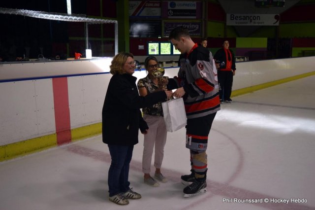 Photo hockey reportage D3 : Tournoi des Aigles deuxième journée