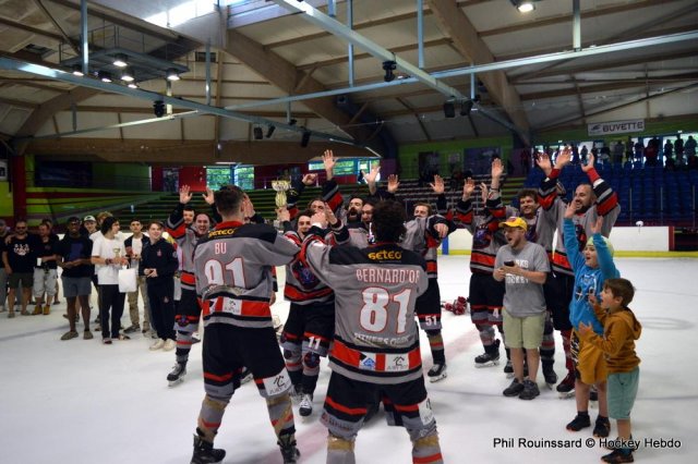 Photo hockey reportage D3 : Tournoi des Aigles deuxième journée