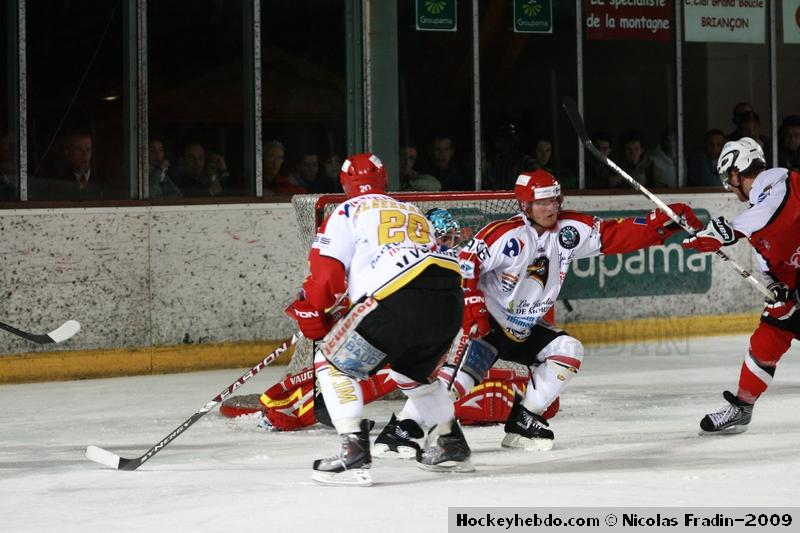 Briançon  5 - 1 Morzine-Avoriaz