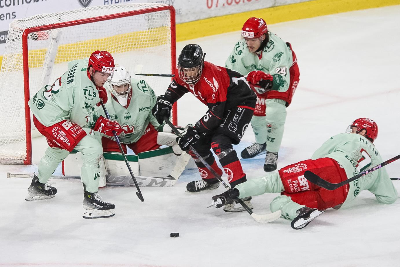 Amiens  2 - 1 Cergy-Pontoise
