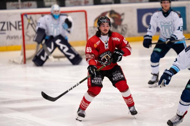Photo hockey match Morzine-Avoriaz - Tours  le 12/10/2024
