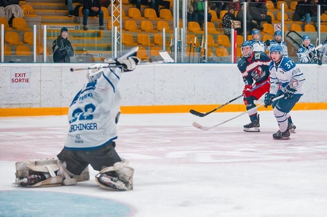 Photo hockey match Luxembourg - Paris (FV) le 23/11/2024