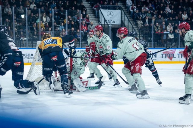 Photo hockey match Angers  - Cergy-Pontoise le 22/12/2024