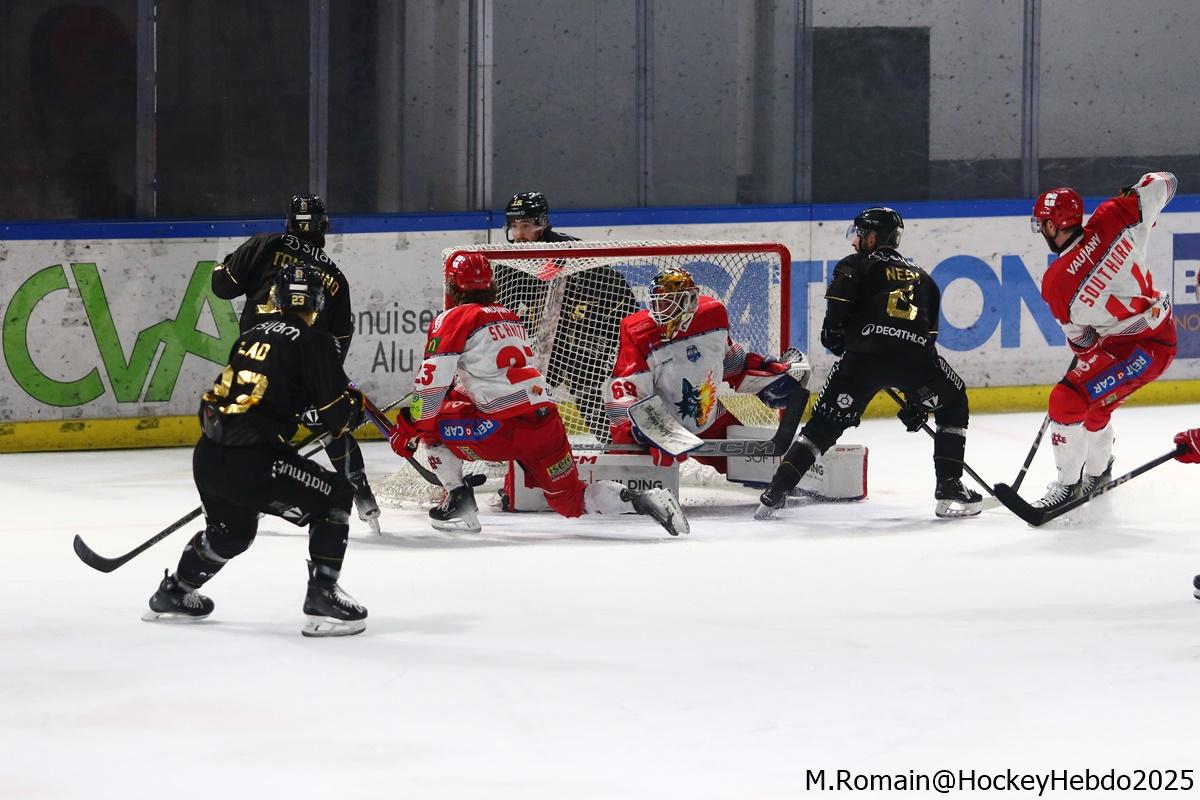 Rouen 3 - 6 Grenoble 