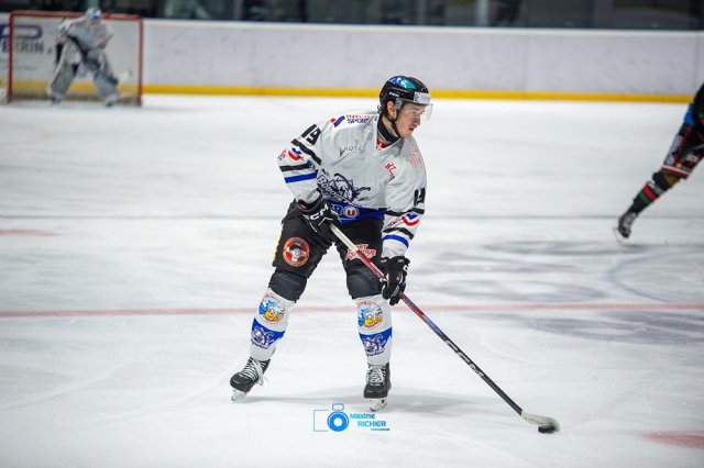 Photo hockey match Mont-Blanc - Courchevel-Méribel-Pralognan le 11/01/2025